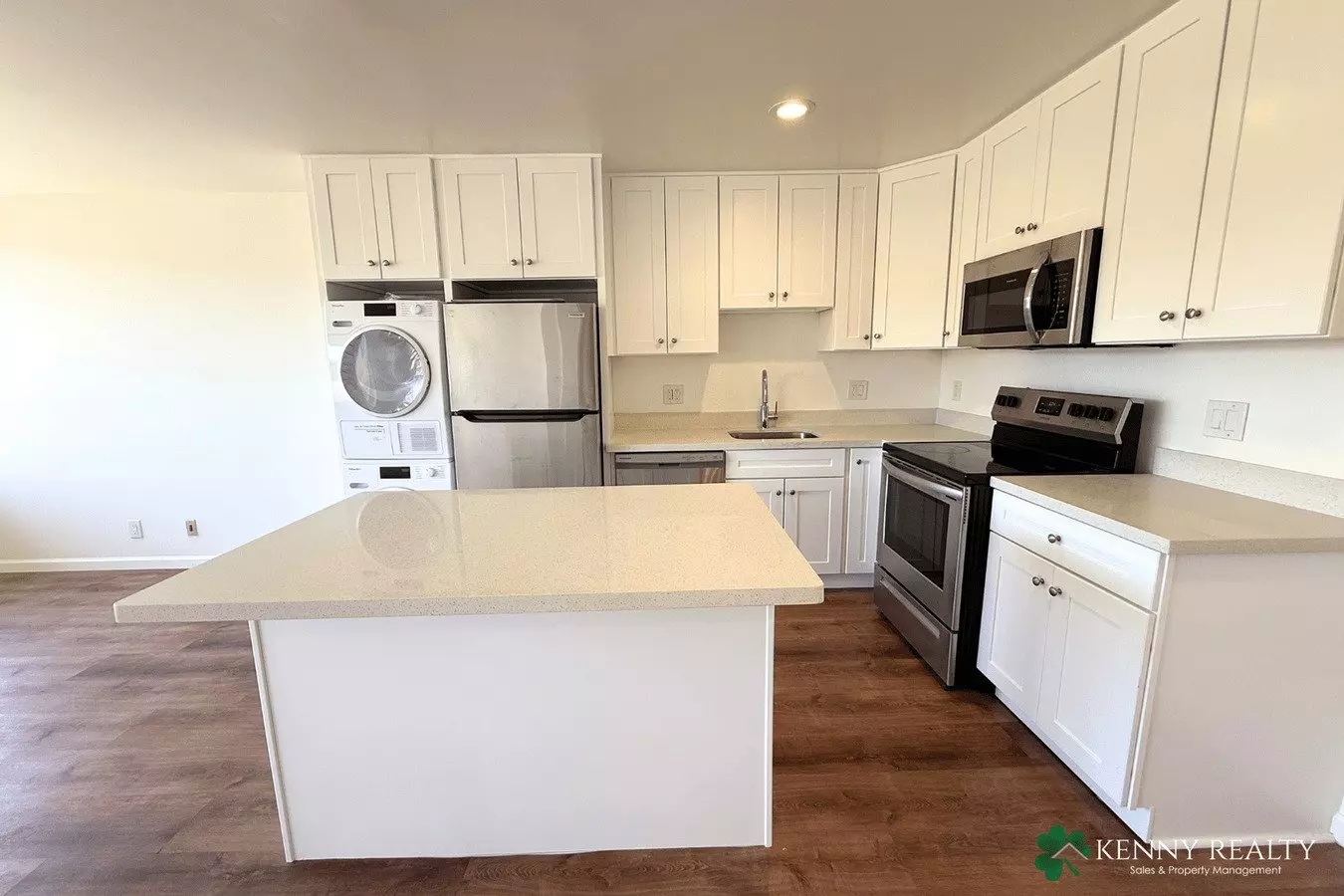 55 El Camino Real photo 4