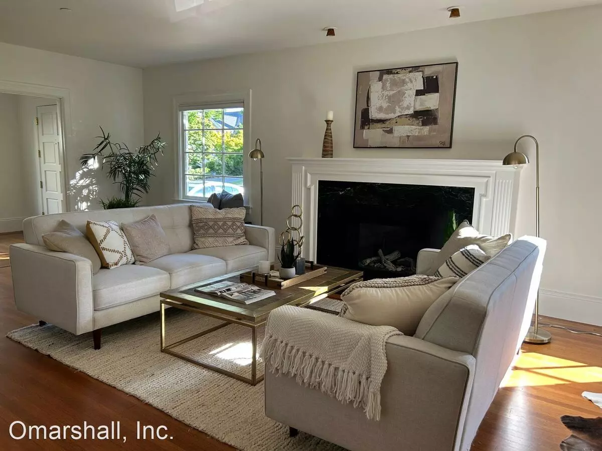 838 Walnut Avenue, Burlingame, CA 94010 photo 2