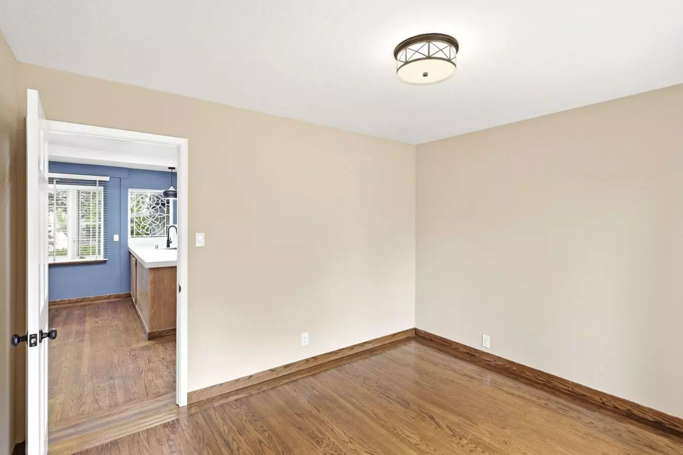 Updated 4 Bed, 2 Bath Home With Canyon Views! photo 4