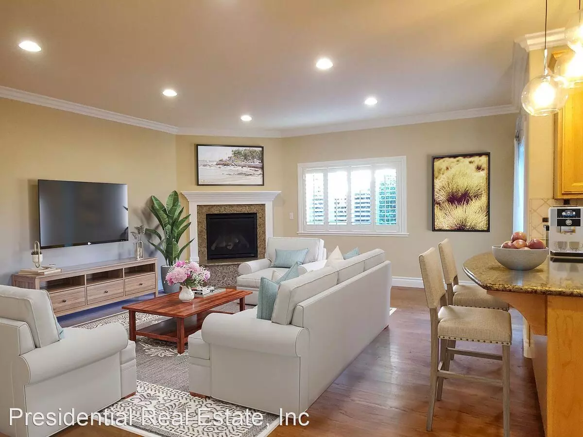 115 Sunnyside Ave photo 5