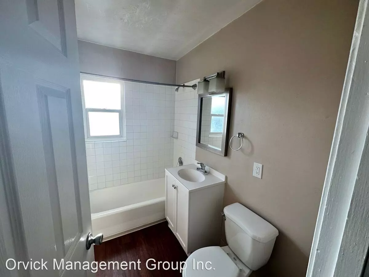 346 - 300 Dunster Dr photo 2