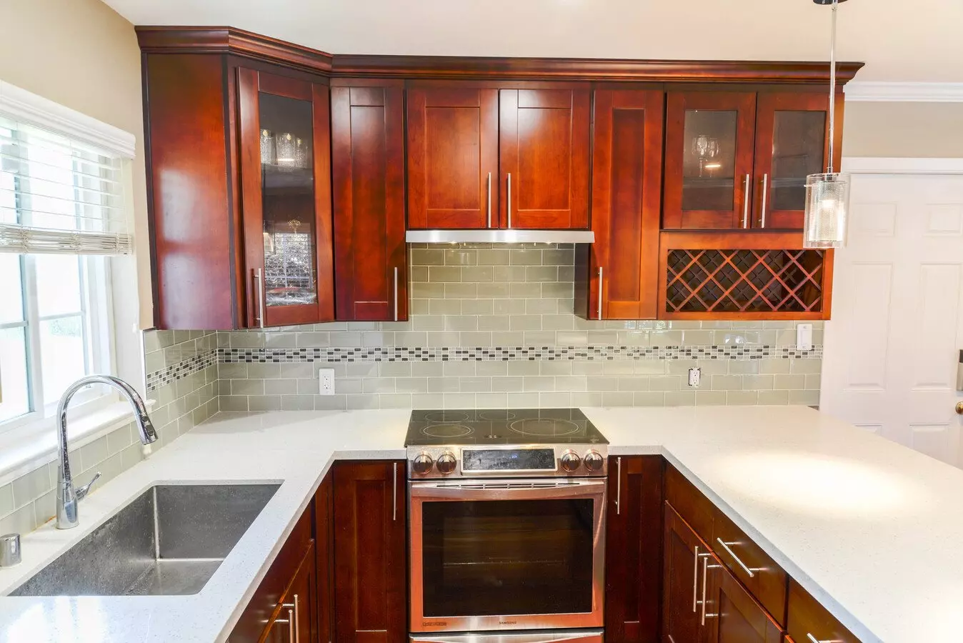 358 Calado Ave photo 3