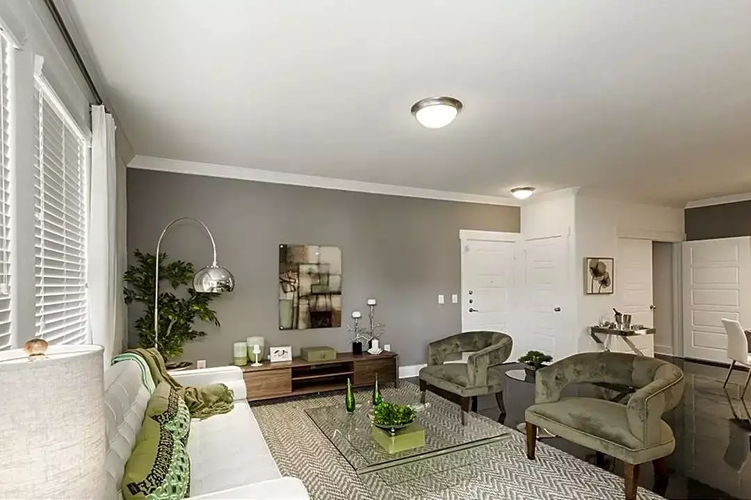 1100 Trinity Mls photo 3