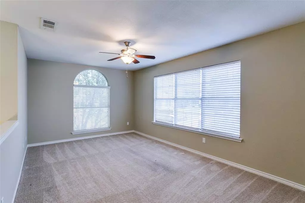 2119 Dover Drive, Carrollton, TX 75006 photo 2