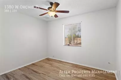 1380 W Orchid Pl photo 4