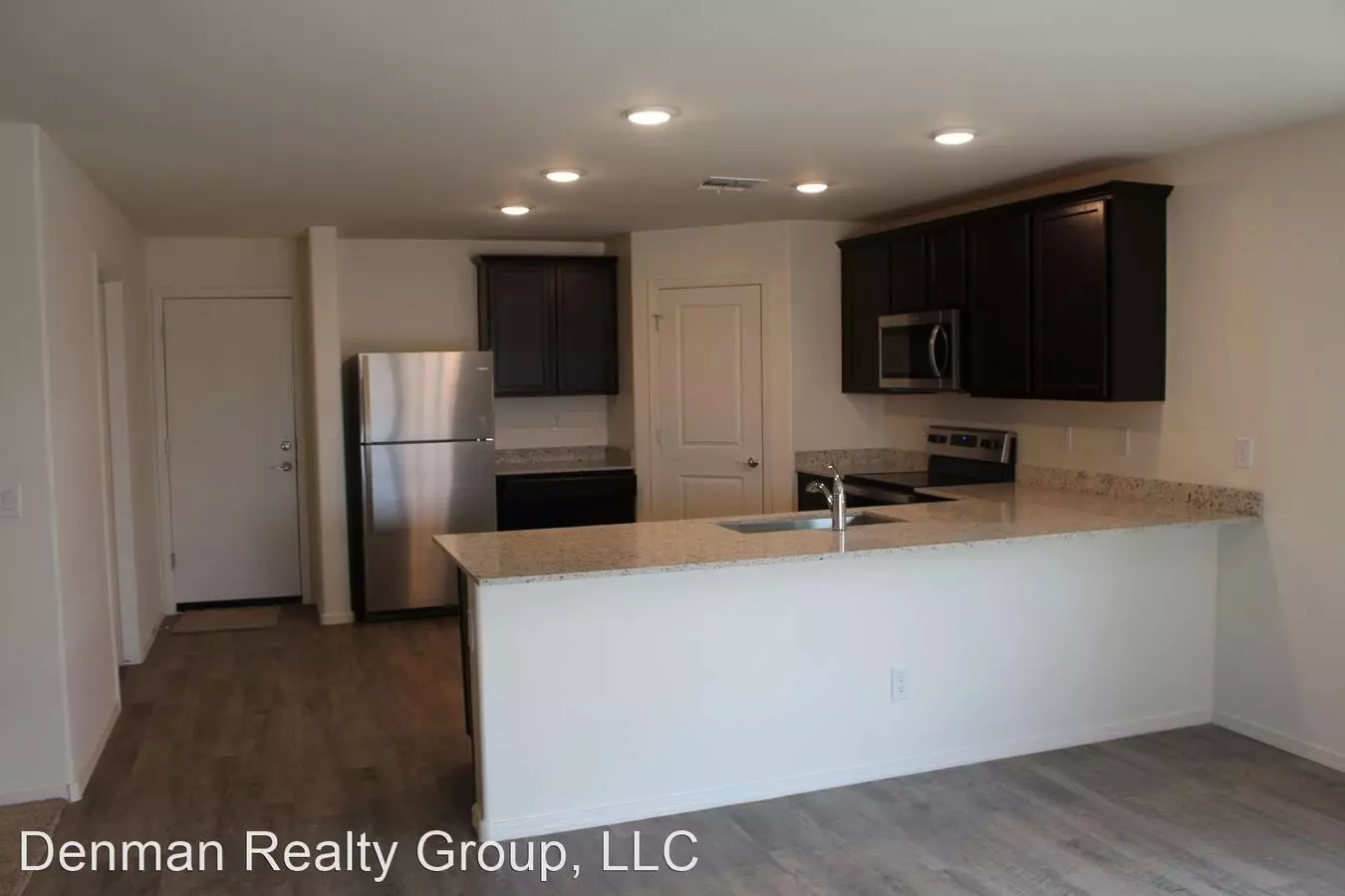 Single story New home in Casa Grande photo 4
