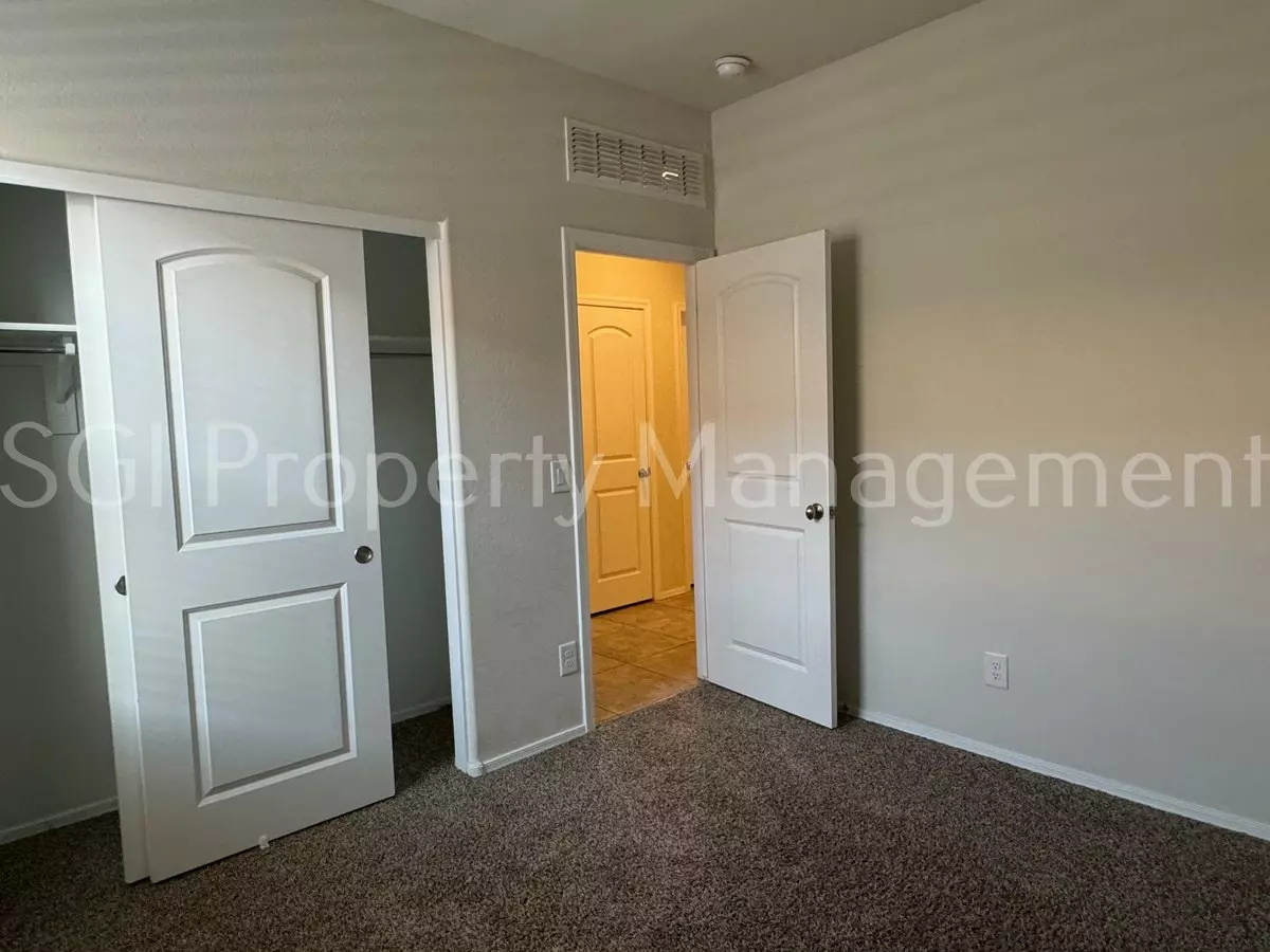1645 N Westfall Trl photo 5
