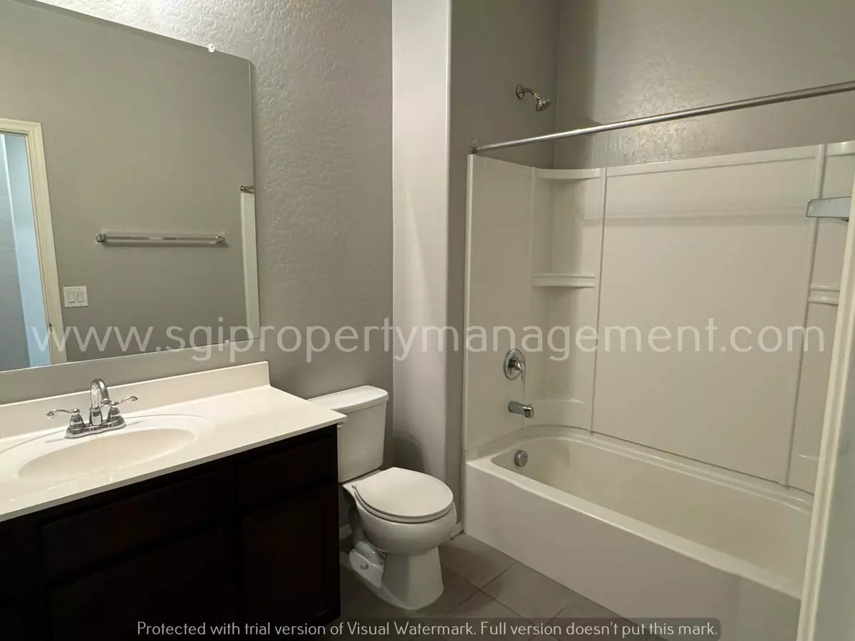3214 N Pleasant View Ln photo 4