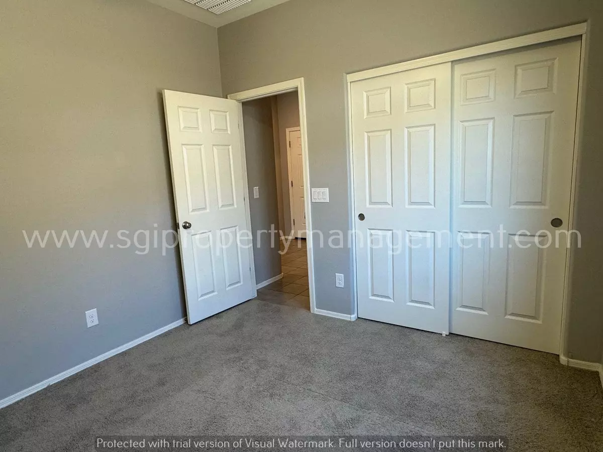 3214 N Pleasant View Ln photo 2