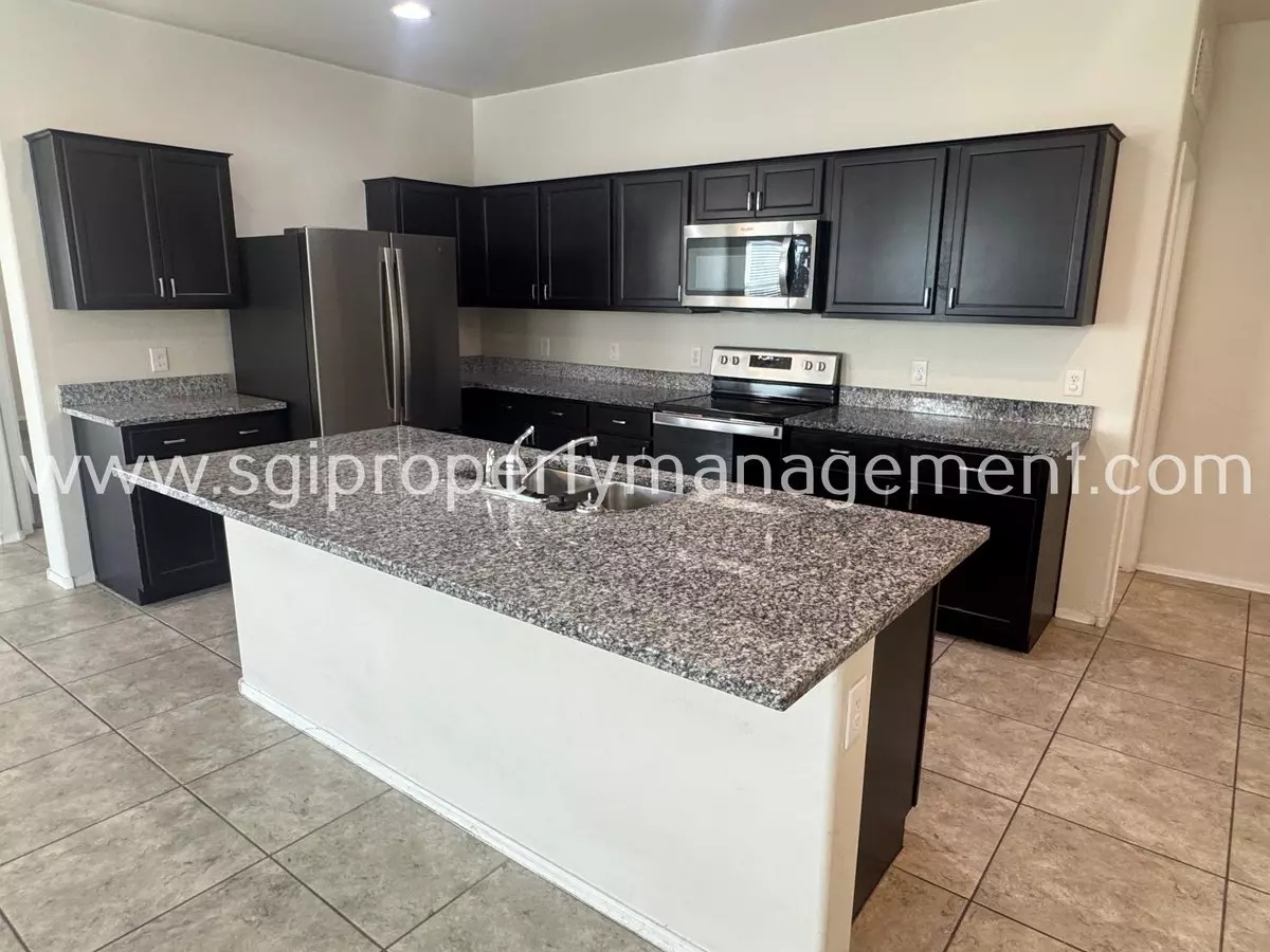 3469 N Montoya Ln photo 2
