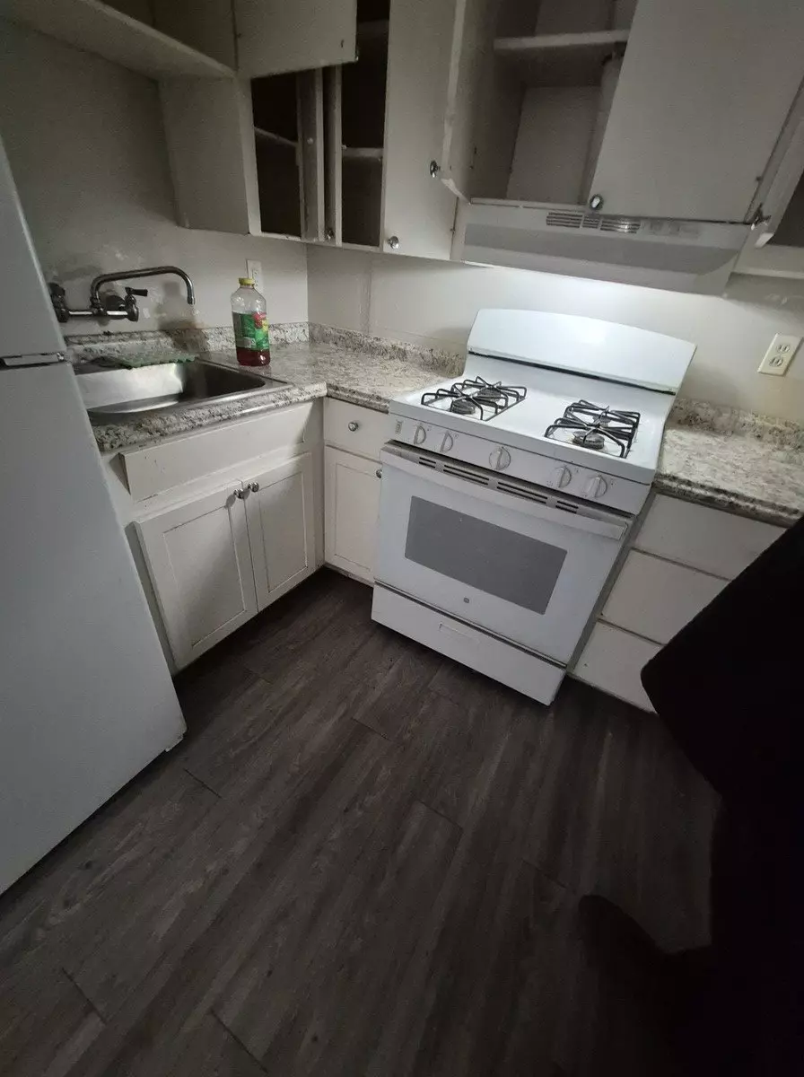 420 E Mcmurray Blvd photo 5