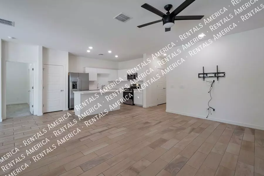 948 East Wiley Way, Casa Grande, AZ 85122 photo 4