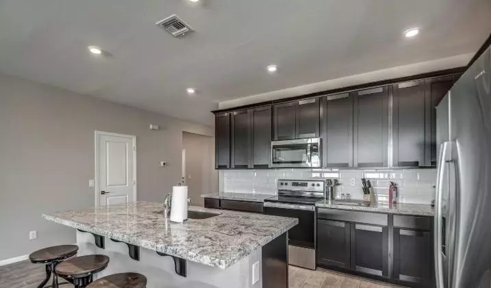 2039 East Piedmont Place, Casa Grande, AZ 85122 photo 2