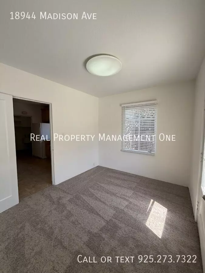 18944 Madison Ave photo 2