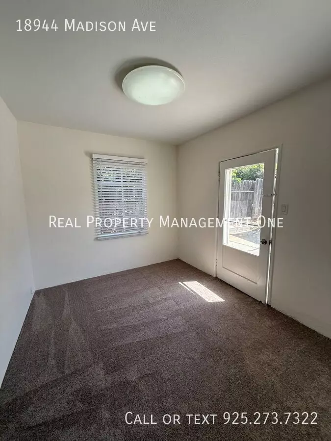 18944 Madison Ave photo 3