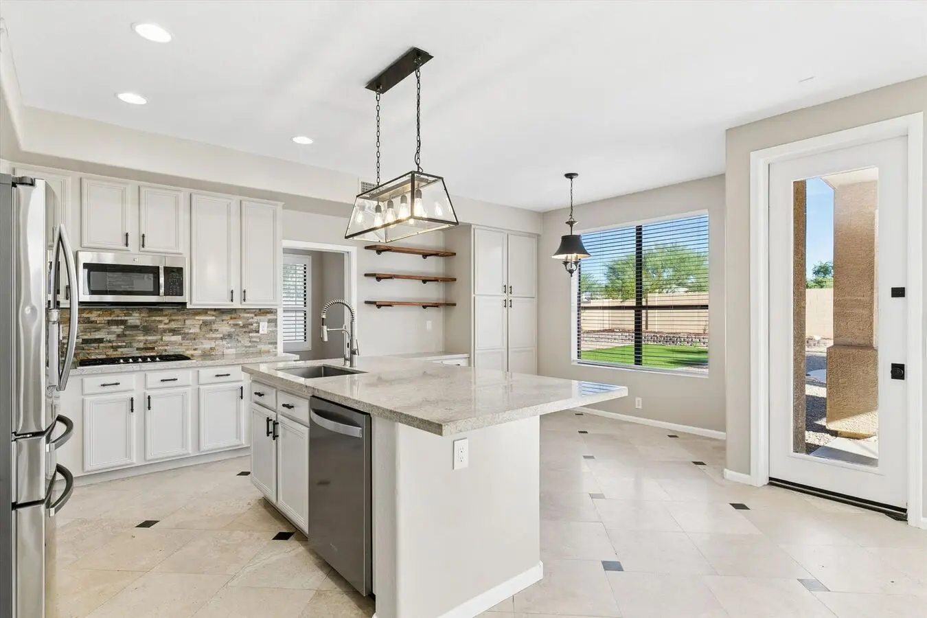 4508 E Andrea Dr