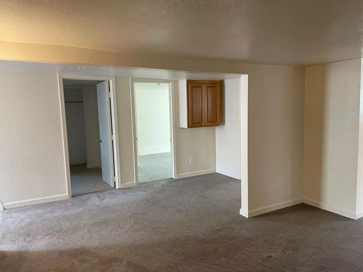 12-781-02 photo 3