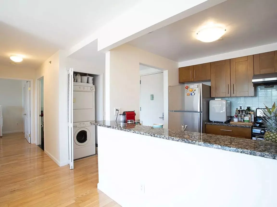 60-70 Woodhaven Blvd photo 3