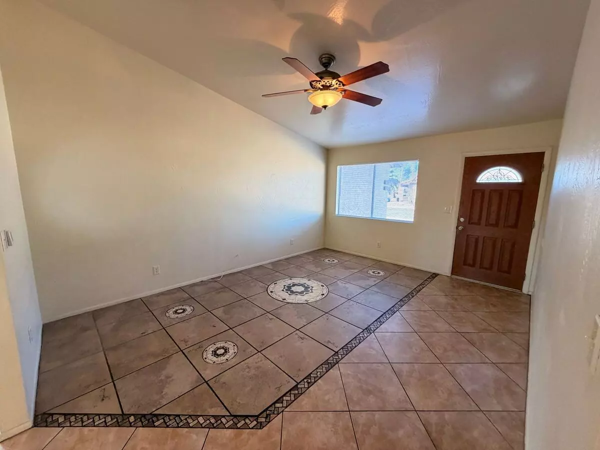 1421 North Salida Del Sol, Chandler, AZ 85224 photo 3