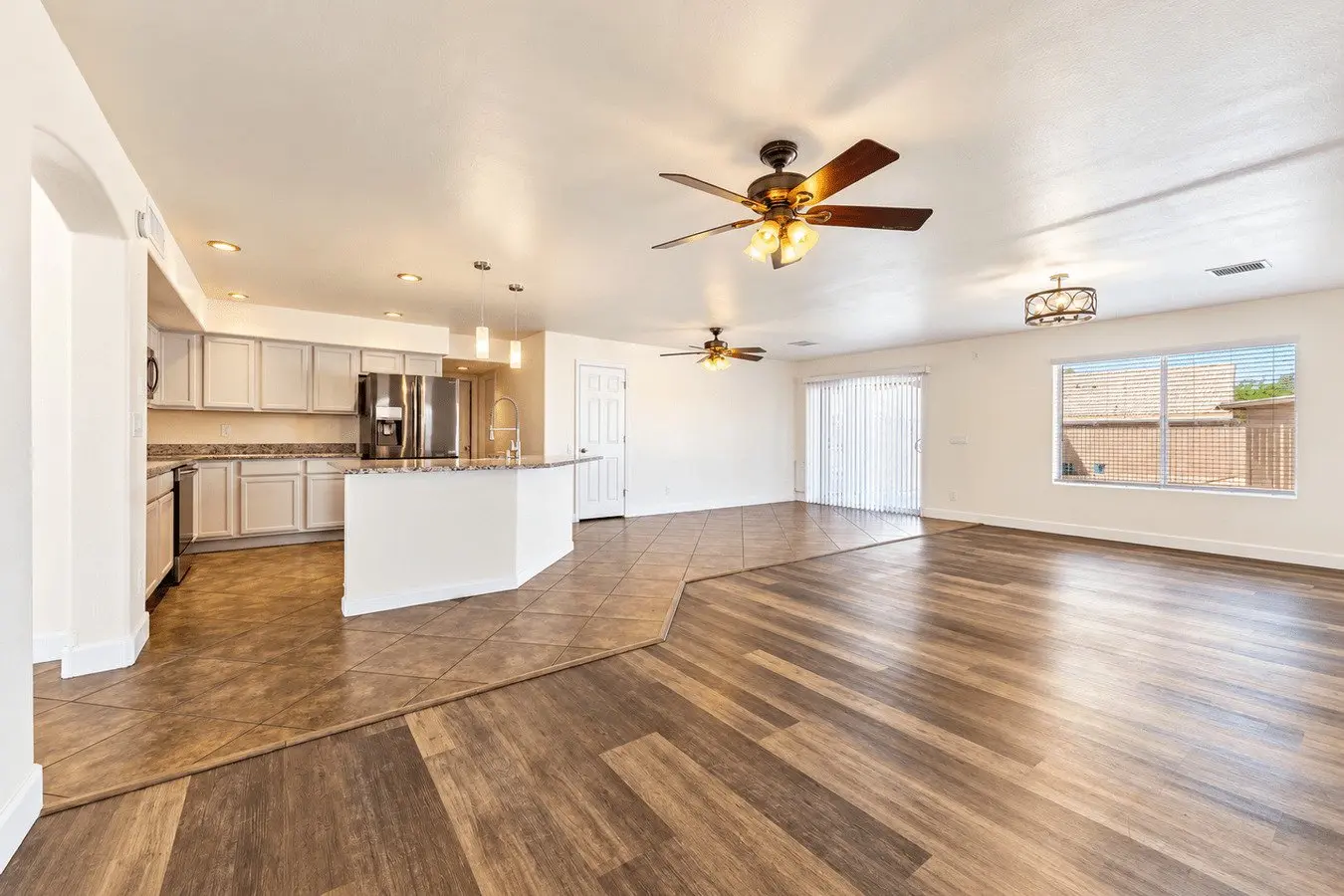1432 W Park Ave photo 5