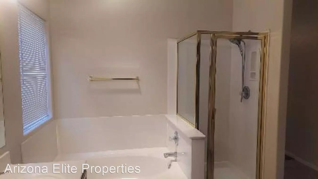 1765 E Boston Circle photo 4