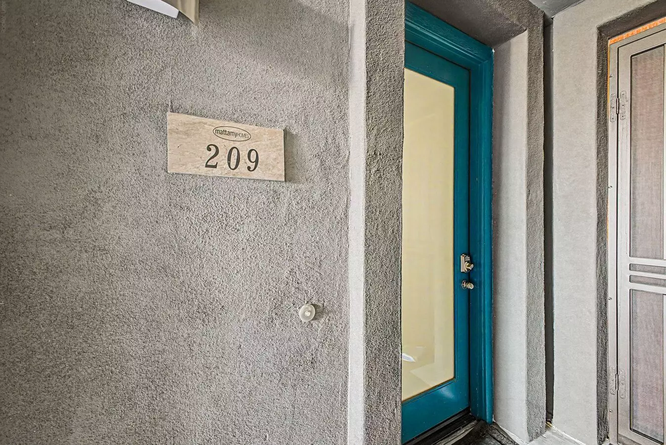 2 Bed, 2.5 Bath Great Chandler Location photo 3