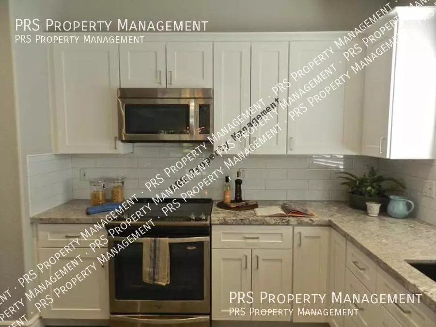 2052 E La Costa Dr Chandler, AZ 85249 photo 2