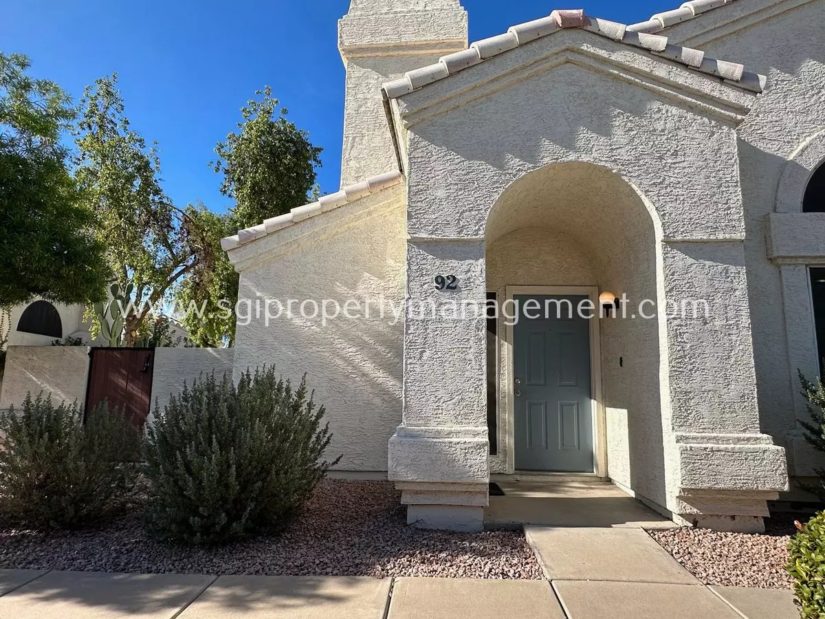 2100 W Lemon Tree Pl Chandler, AZ 85224 photo 2