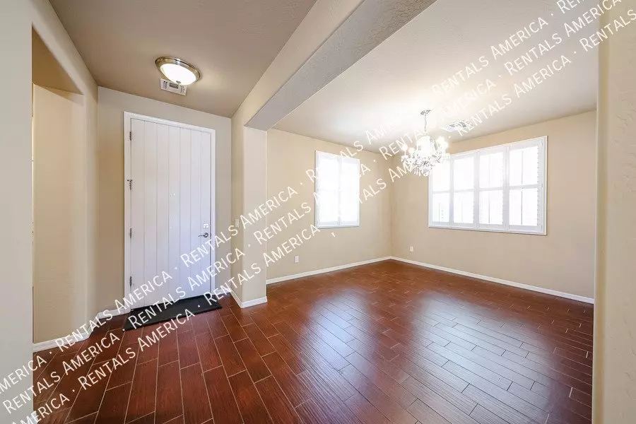 3575 South Jasmine Drive, Chandler, AZ 85286 photo 3