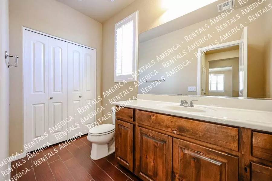 3575 South Jasmine Drive, Chandler, AZ 85286 photo 5