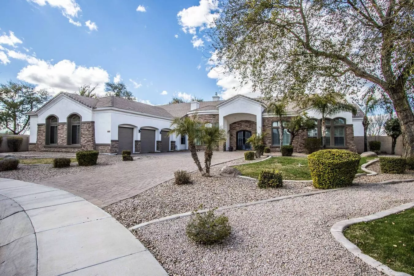 4010 East Aquarius Place, Chandler, AZ 85249 photo 4