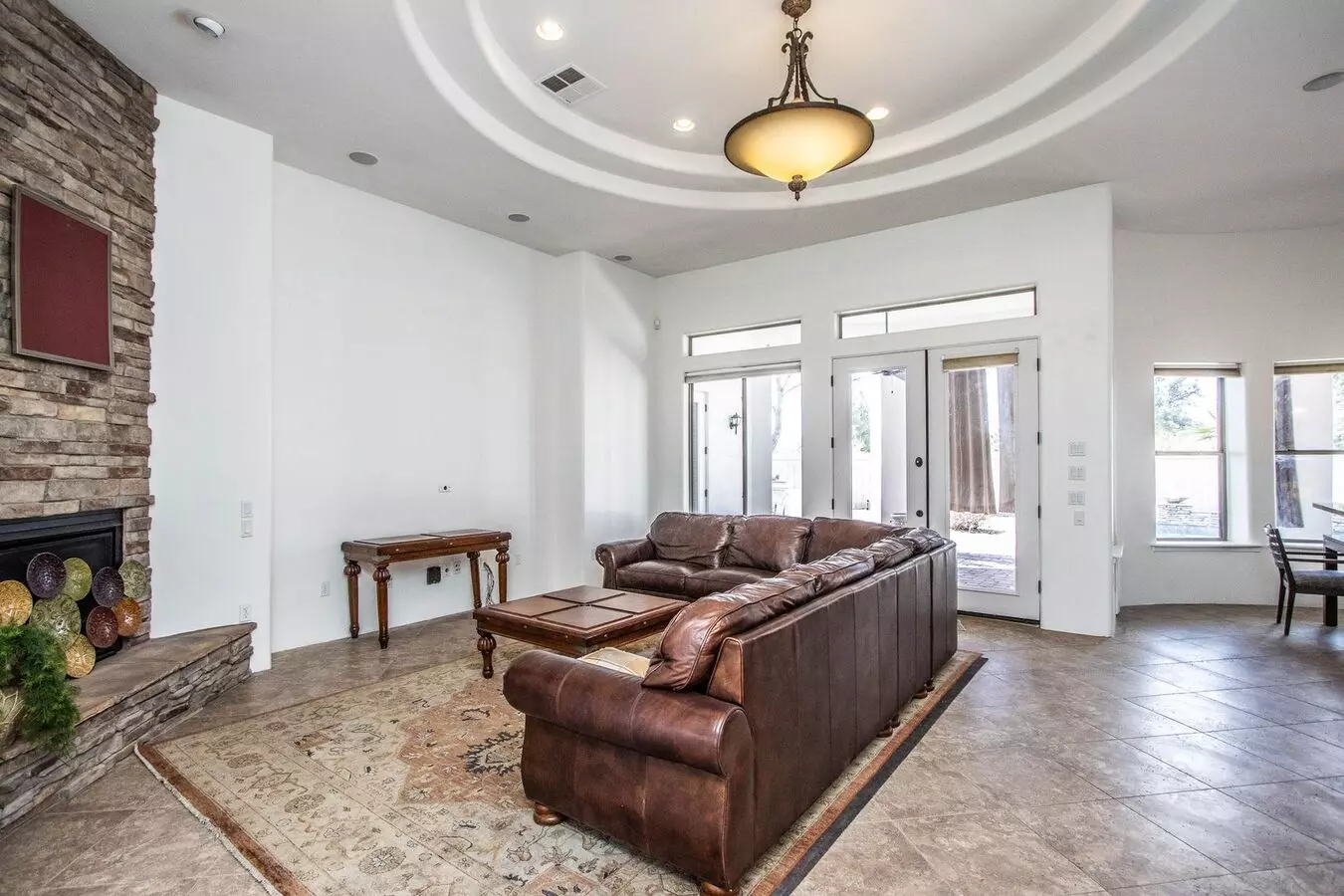 4010 East Aquarius Place, Chandler, AZ 85249 photo 2
