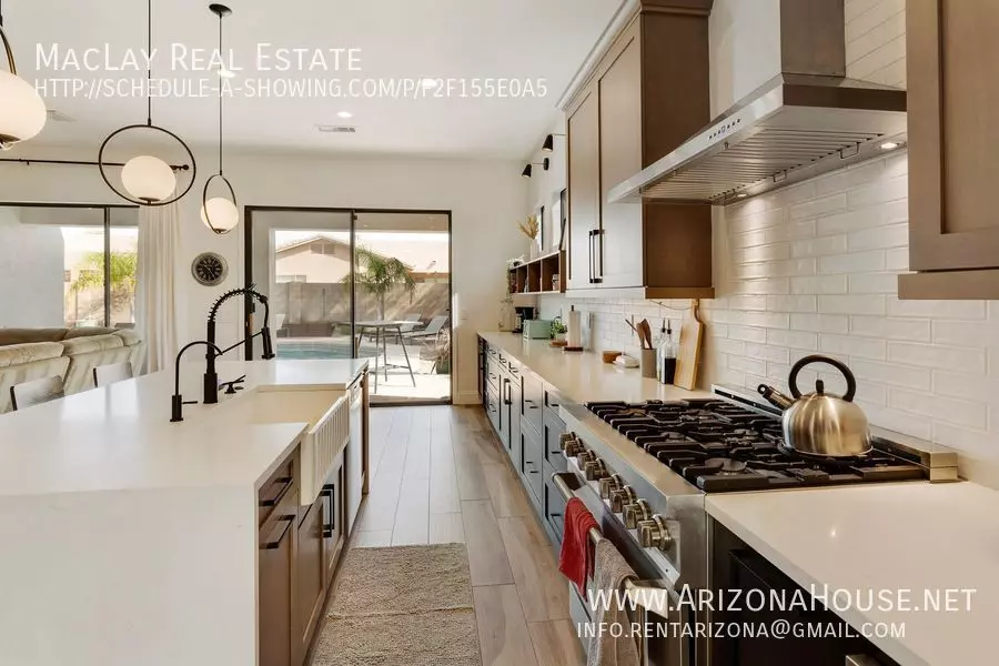 442 W Carob Dr. photo 2