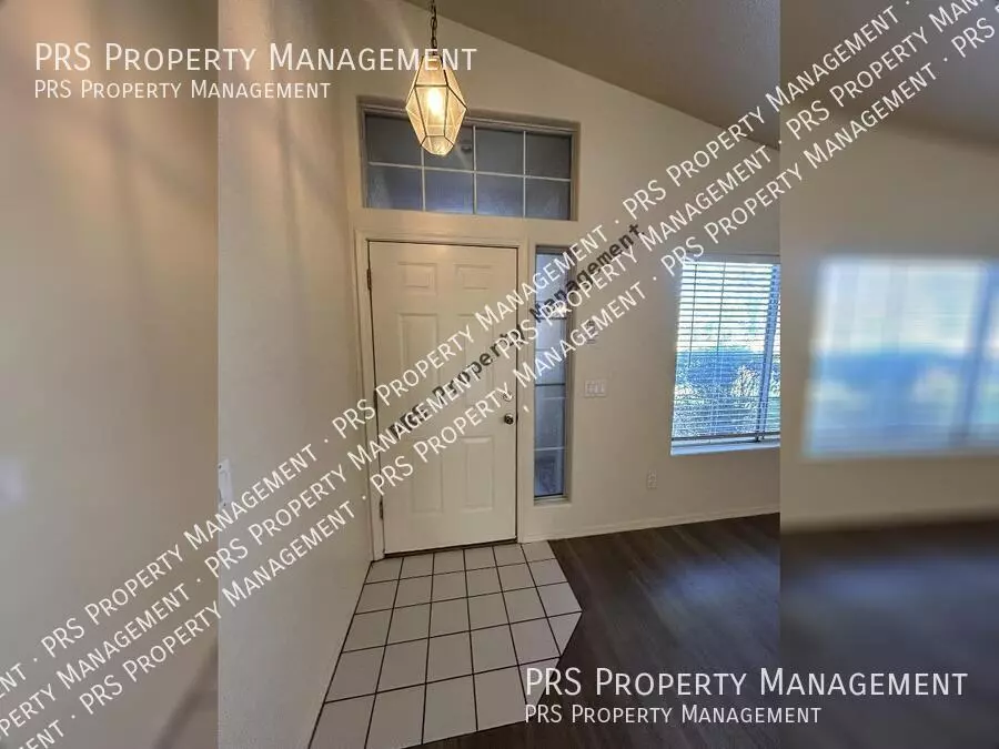 51 North Del Pueblo Place, Chandler, AZ 85226 photo 2
