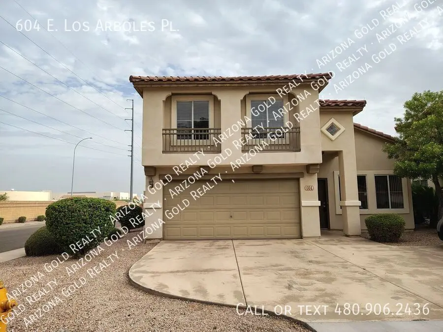 604 E Los Arboles Pl photo 5