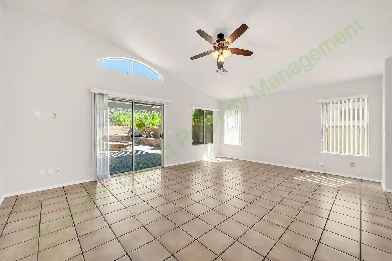 Charming Chandler *Move in special* – 3 Bed, 2 Bath photo 5