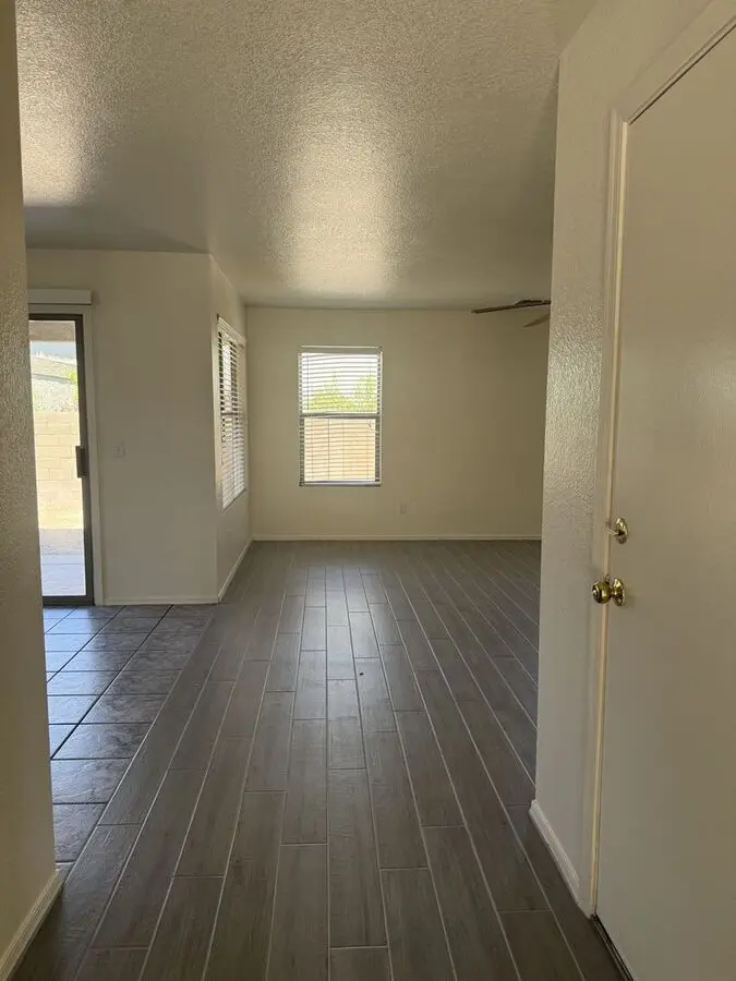 4 Bedroom 3 Bathroom Cooper Commons photo 5
