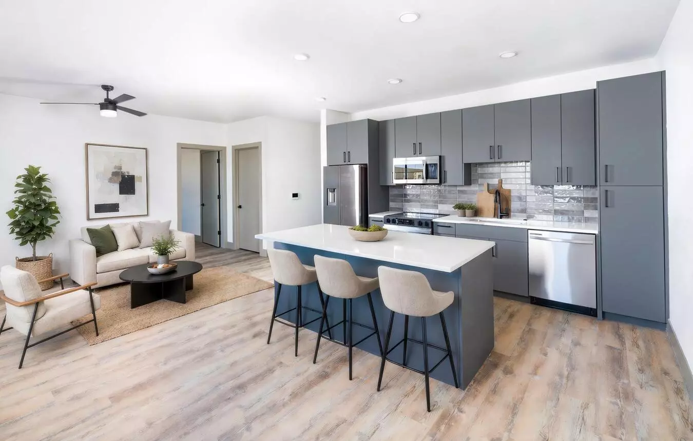 Modera Chandler photo 2