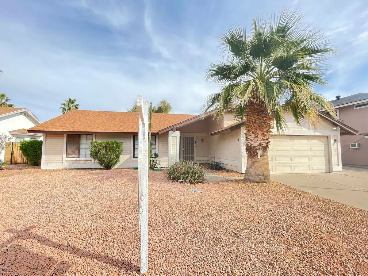 1609 N Longmore St Chandler, AZ 85224 photo 2
