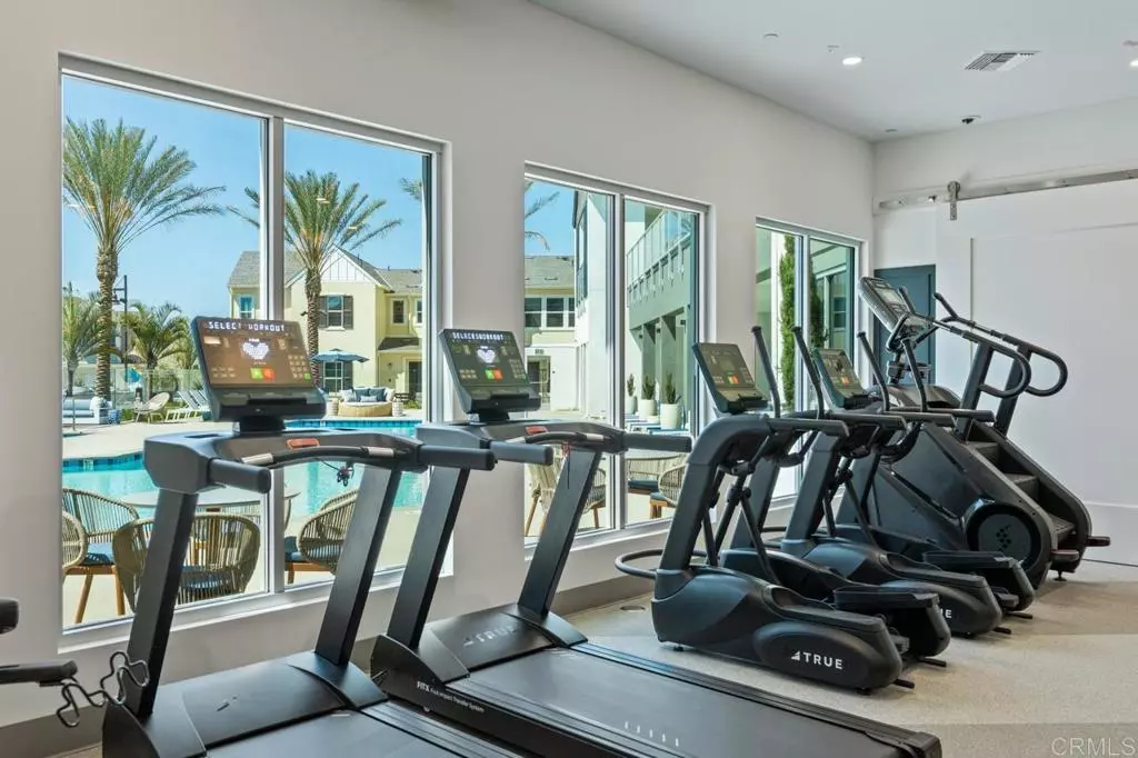 2055 Paseo Belluno, Chula Vista, CA 91913 photo 3
