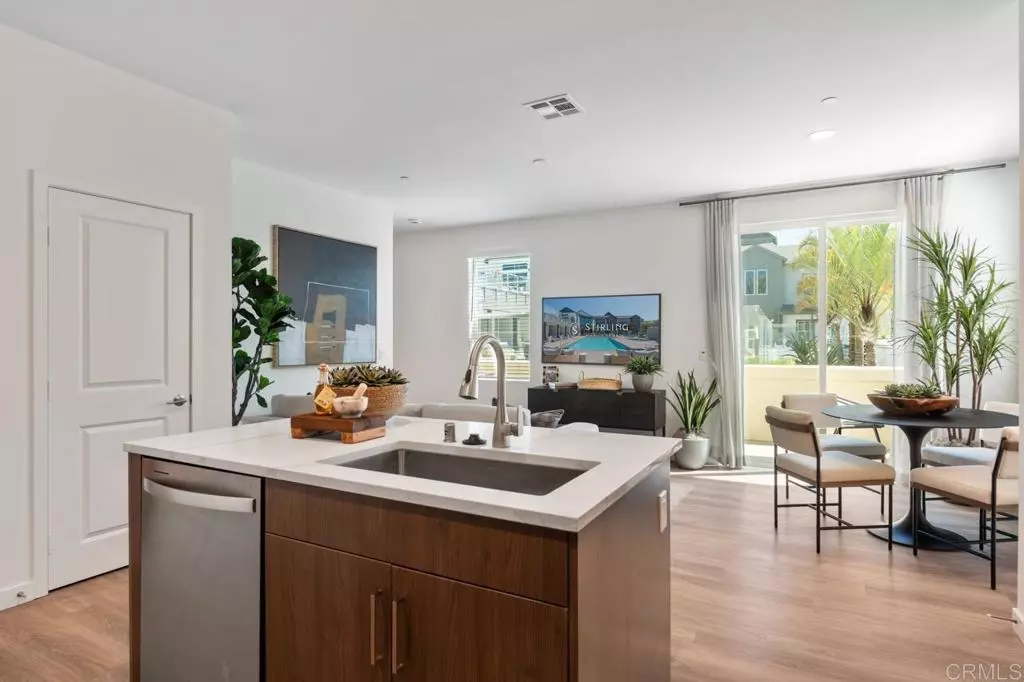 2055 Paseo Belluno, Chula Vista, CA 91913 photo 5