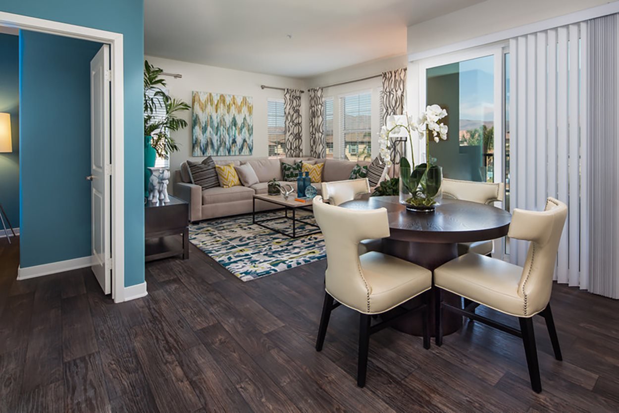 Casalago Eastlake photo 2