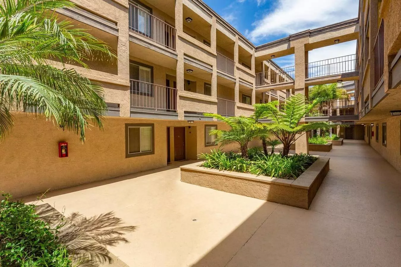 Elan View Pointe photo 5