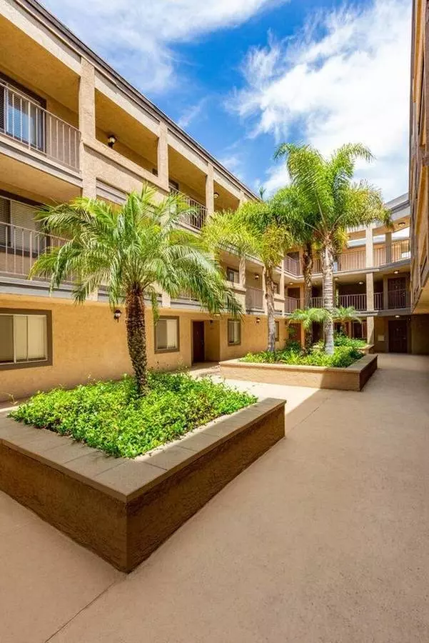 Elan View Pointe photo 3