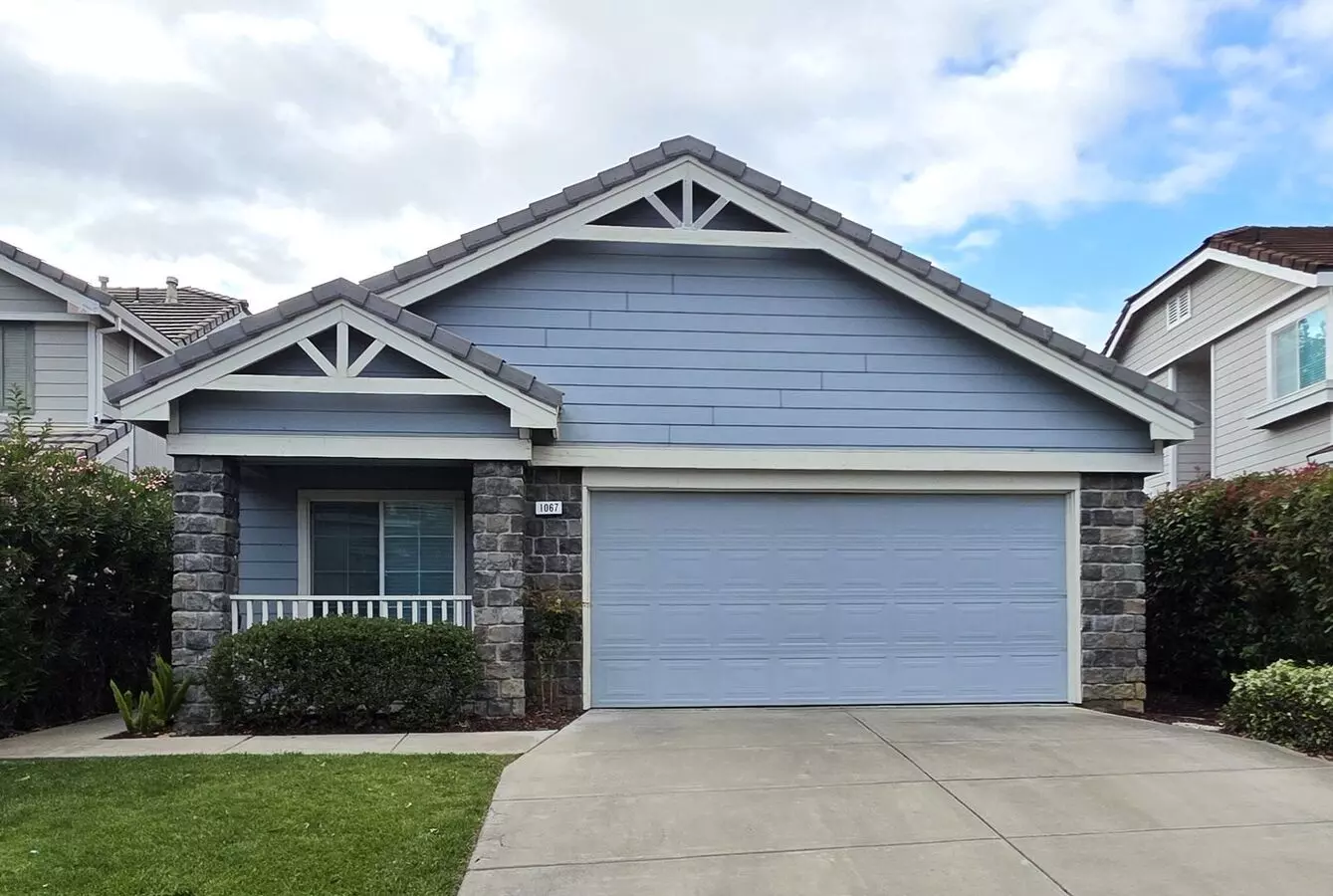 Clayton Single Story 3bd/2ba - Bright Open Living W/new Flooring photo 2
