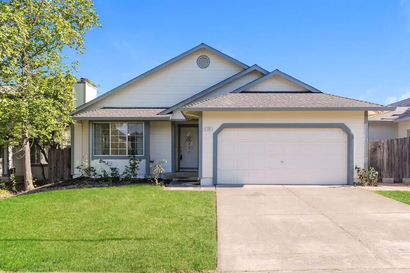 105 Furber Ln Cloverdale, CA 95425