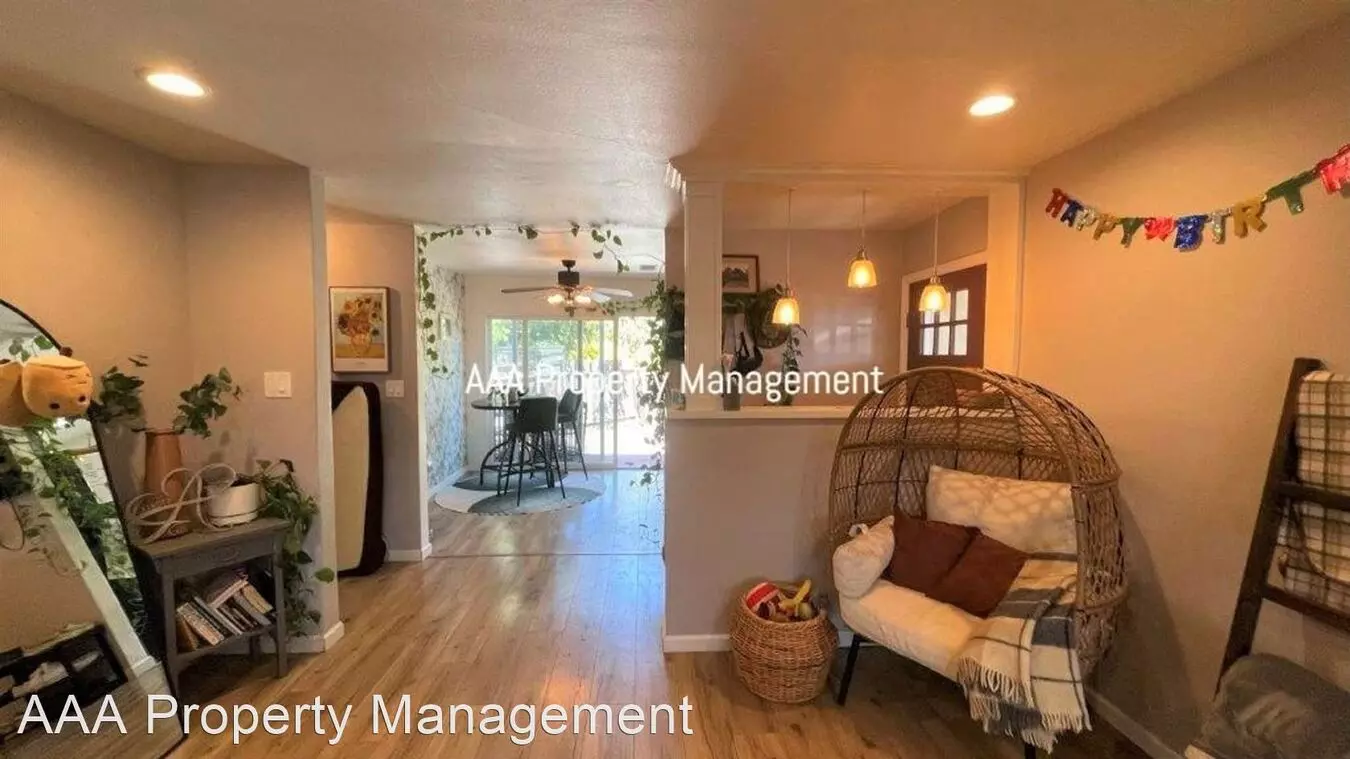 1951 Overhill Road, Concord, CA 94520 photo 4