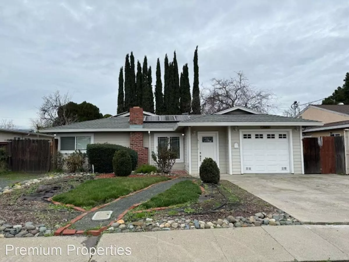 2883 La Salle Avenue photo 3
