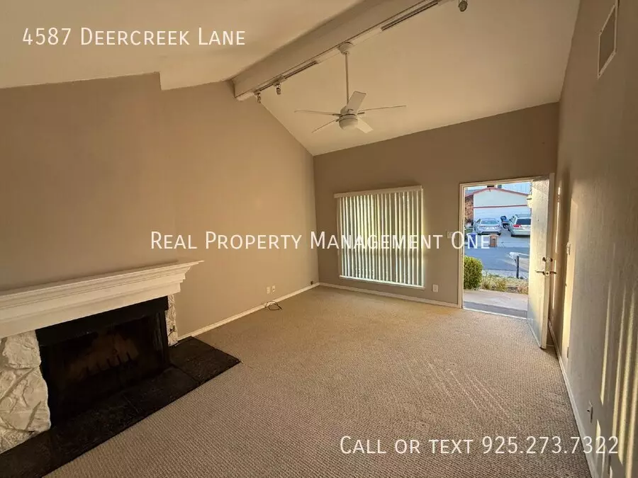 4587 Deercreek Ln photo 4