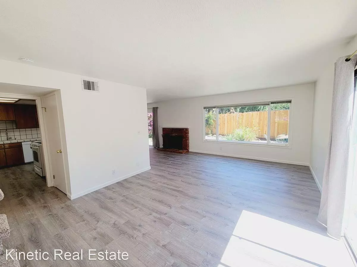 820 Dayton Court, Concord, CA 94518 photo 3